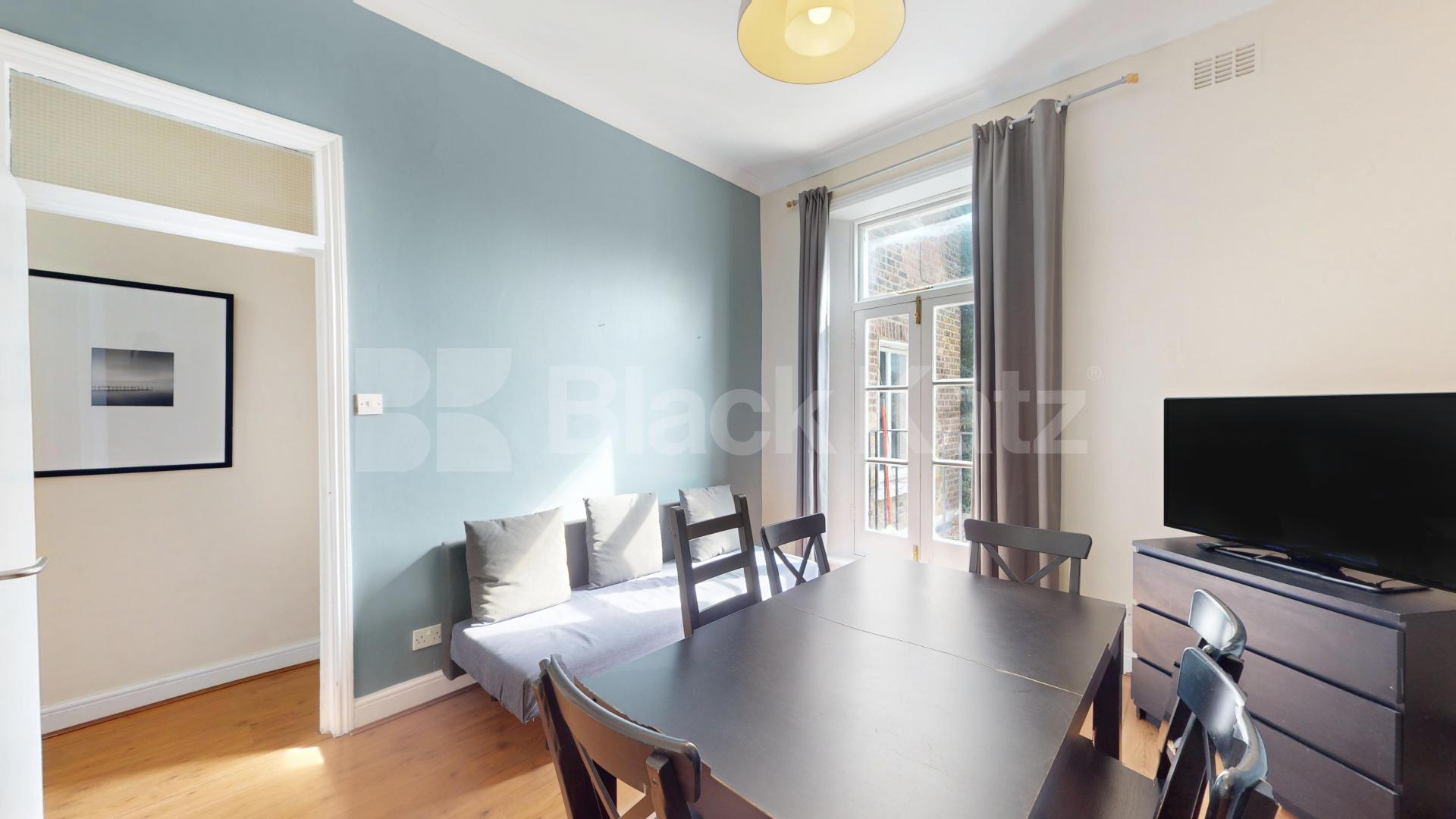 Stylish 3 bedroom flat on quiet residential street in Camden  Rochester Road, Camden